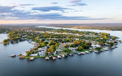 Common Mistakes to Avoid When Hiring a Builder for Lake LBJ Homes